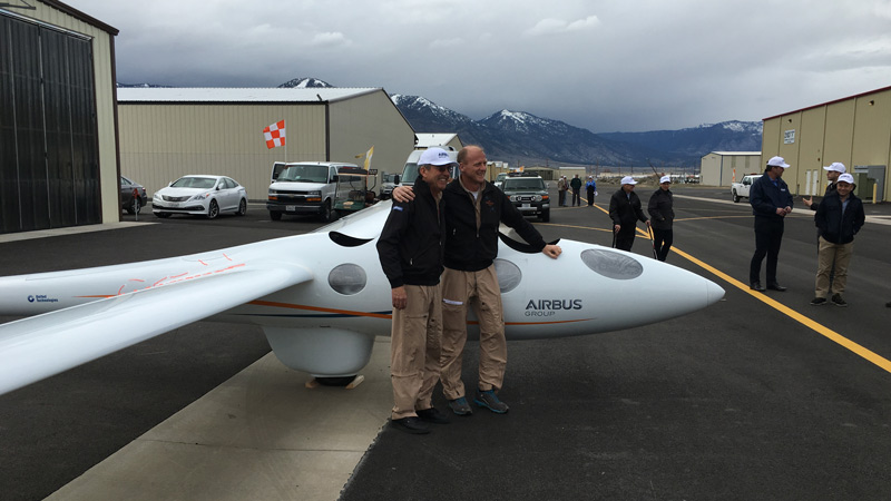 Airbus CEO Tom Enders visits Perlan in Minden